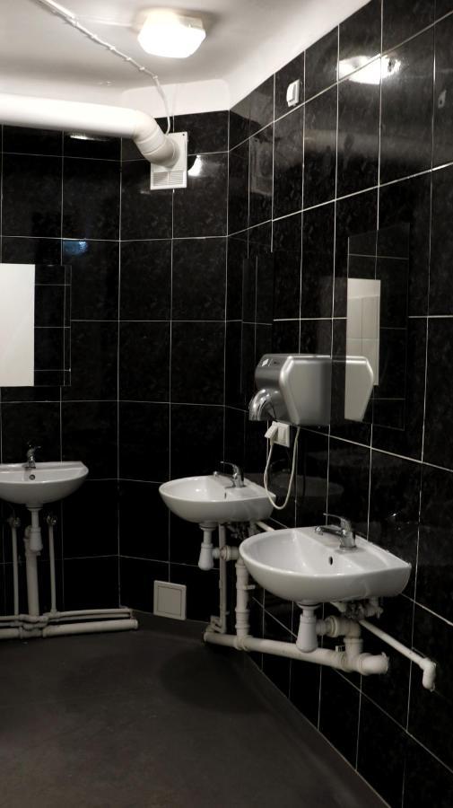 Sanera Hostel วอร์ซอ ภายนอก รูปภาพ