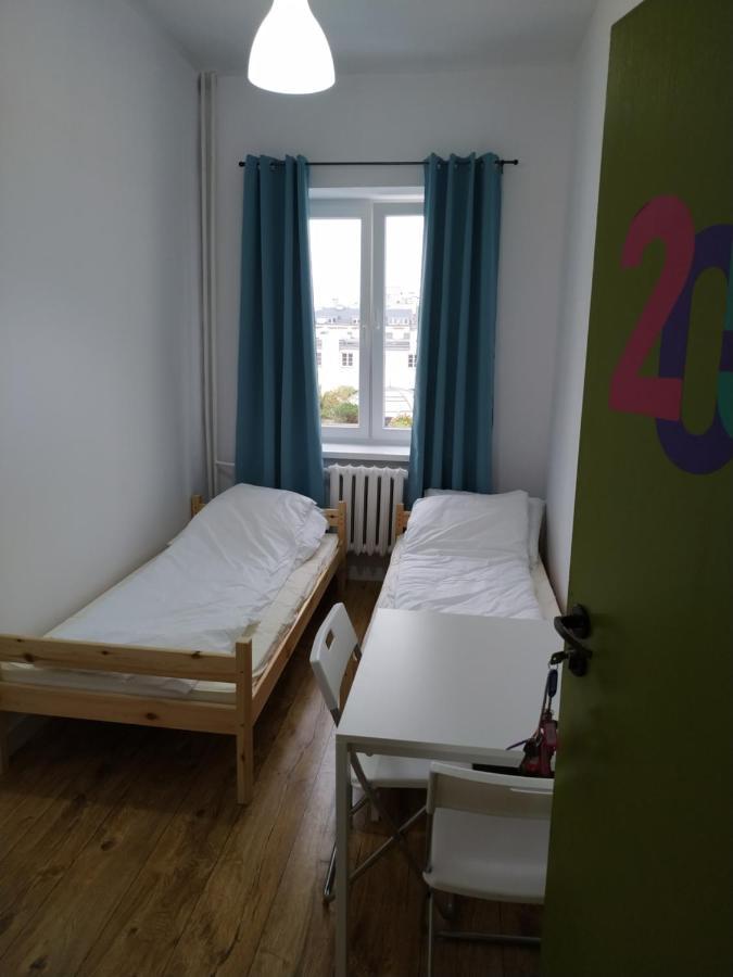 Sanera Hostel วอร์ซอ ภายนอก รูปภาพ